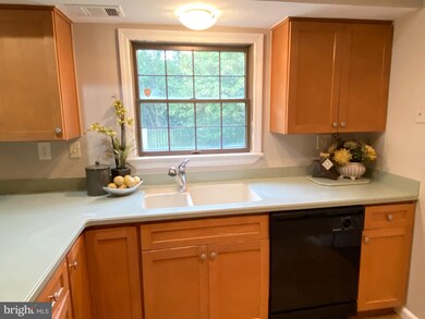 3535 Northshire Ln, Bowie, MD 20716 - photo 3