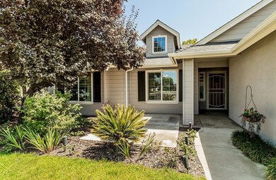 3234 N Clover Ave, Fresno, CA 93727 - photo 3