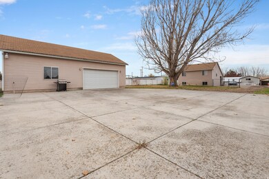 844 N 1000 W, Clearfield, UT 84015 - photo 6