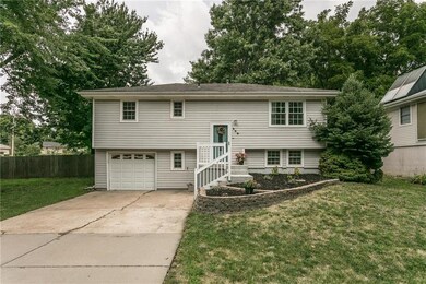 409 S Franklin St, Spring Hill, KS 66083 - photo 2