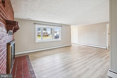 1270 Rock Hill Rd, Pasadena, MD 21122 - photo 4