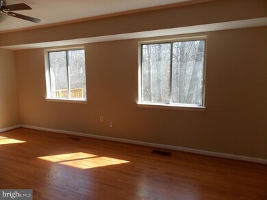 6027 Bonnie Bern Ct, Burke, VA 22015 - photo 6