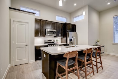 141 Knights Bridge Park Ln, Houston, TX 77018 - photo 6