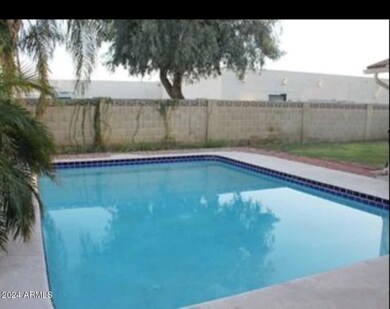 7549 W Devonshire Ave, Phoenix, AZ 85033 - photo 4