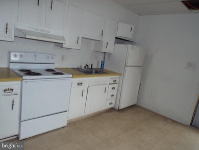 303 W Blaine St, McAdoo, PA 18237 - photo 7