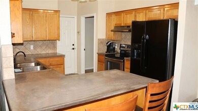 1604 Creek St, Copperas Cove, TX 76522 - photo 4