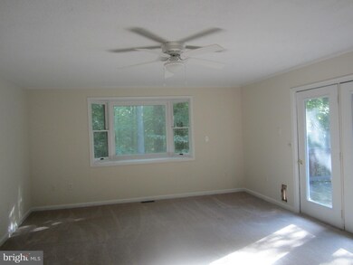 2025 Deer Run Ct, Huntingtown, MD 20639 - photo 2