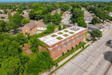 6618 W Lisbon Ave, Milwaukee, WI 53210 - photo 2