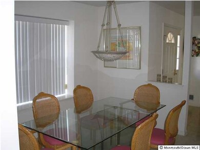 2733 Rockport Ln, Toms River, NJ 08755 - photo 3