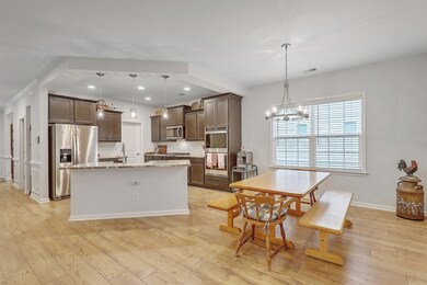 625 Yellow Leaf Ln, Summerville, SC 29486 - photo 6