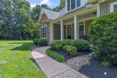 11518 Barrows Ridge Ln, Chesterfield, VA 23838 - photo 2