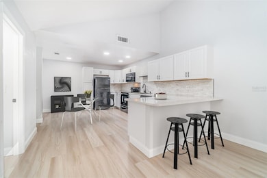 17287 Timber Oak Ln, Fort Myers, FL 33908 - photo 6