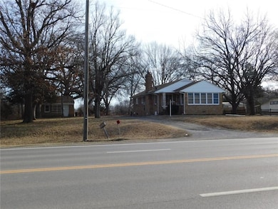 4070 Parkview Dr, Frontenac, KS 66763 - photo 6