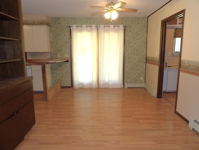 418 S Weaver St, Hesston, KS 67062 - photo 6