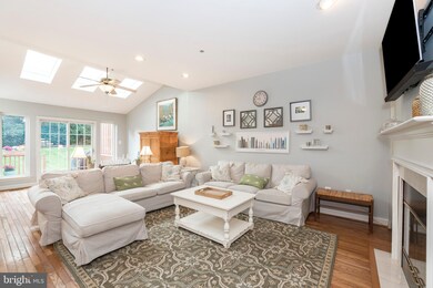 143 Meadow View Ln, Lansdale, PA 19446 - photo 2