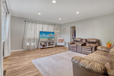 2311 Burton Ave, Burley, ID 83318 - photo 6