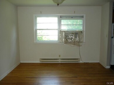 1819 Johnston Dr, Bethlehem, PA 18017 - photo 5