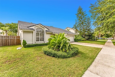 21420 SW 94th Ave, Cutler Bay, FL 33189 - photo 3