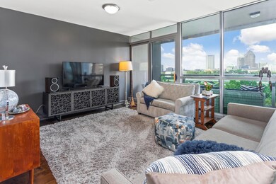 1 Miranova Place Unit 710-9.jpg-FULL
