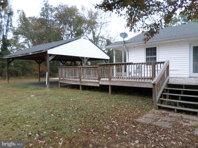 3300 Stratford St, Colonial Beach, VA 22443 - photo 7