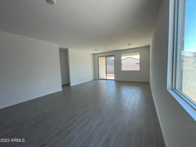 10 Great room