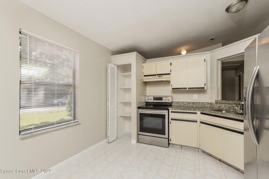 647 Pampas St NW, Palm Bay, FL 32907 - photo 6