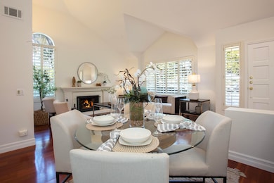 7125 Georgetown dining7438FLAT