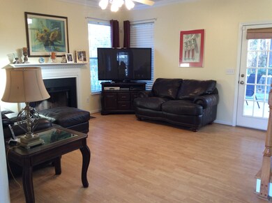 family room 2