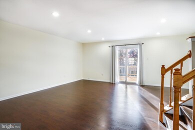 11526 Apperson Way, Germantown, MD 20876 - photo 6