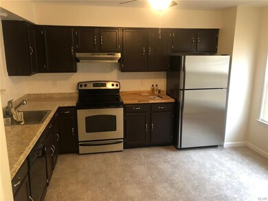 348 W 2nd St, Alburtis, PA 18011 - photo 2