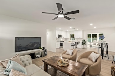 6035 W Columbus Ave, Phoenix, AZ 85033 - photo 7