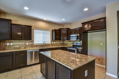 Kitchen 5