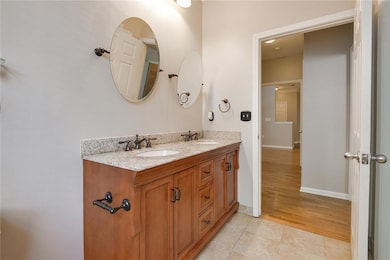 2400 Cumberland Pkwy SE unit 611, Atlanta, GA 30339 - photo 5