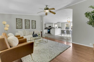 03 - Entry Living Room