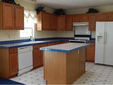 Ample cooking space