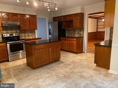 103 Moss Ct, Stephens City, VA 22655 - photo 5