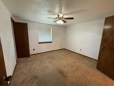 1071 Raintree Mansion, Yukon, OK 73099 - photo 6