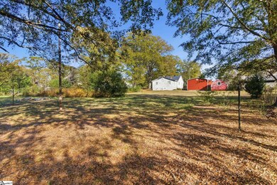 102 Milliken St, Laurens, SC 29360 - photo 4