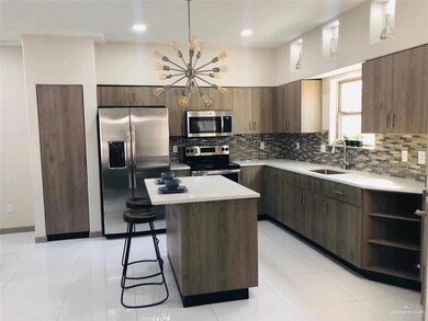 3302 Nora Dr, Edinburg, TX 78539 - photo 6