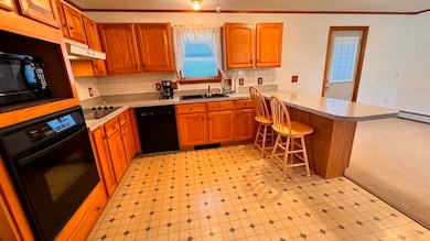 236 Oak Hill Ave, Littleton, NH 03561 - photo 5