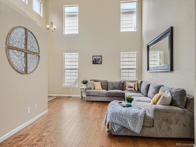 05 Living Room.jpg