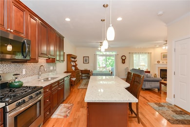 164 Bear Hill Rd unit 24, Cumberland, RI 02864 - photo 3