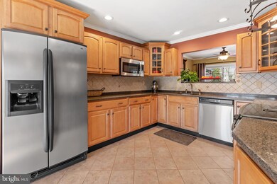 6210 Goodman Rd, Laurel, MD 20707 - photo 4