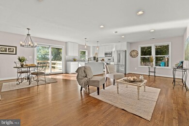 2186 Sugarloaf Parkview Ln, Clarksburg, MD 20871 - photo 5