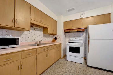 2223 S 7th Ave, Riverside, IL 60546 - photo 7