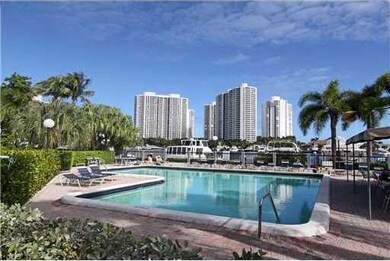 3570 Magellan Cir unit 2232, Miami, FL 33180 - photo 4