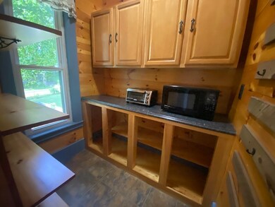 15 Clifton St unit 2, Worcester, MA 01610 - photo 4