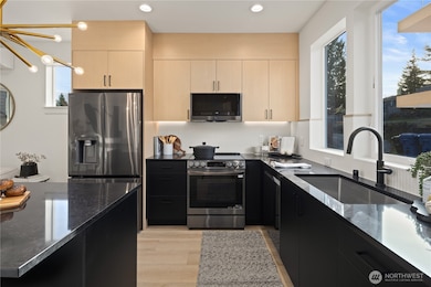 3415 48th Ave SW, Seattle, WA 98116 - photo 5