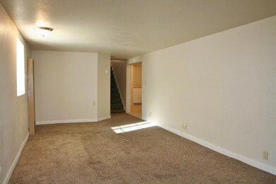 927 Addison St, Klamath Falls, OR 97601 - photo 3