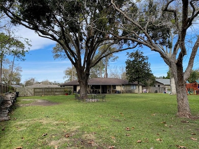 235 Red River Rd, Bay City, TX 77414 - photo 4